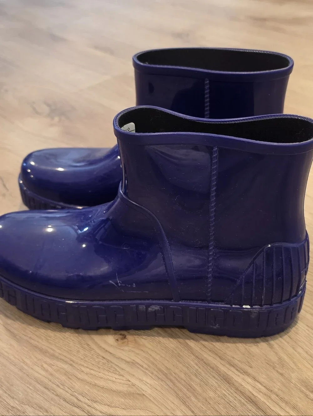UGG Womans Drizlita Genuine Shearling Lined Blue Rain Boots